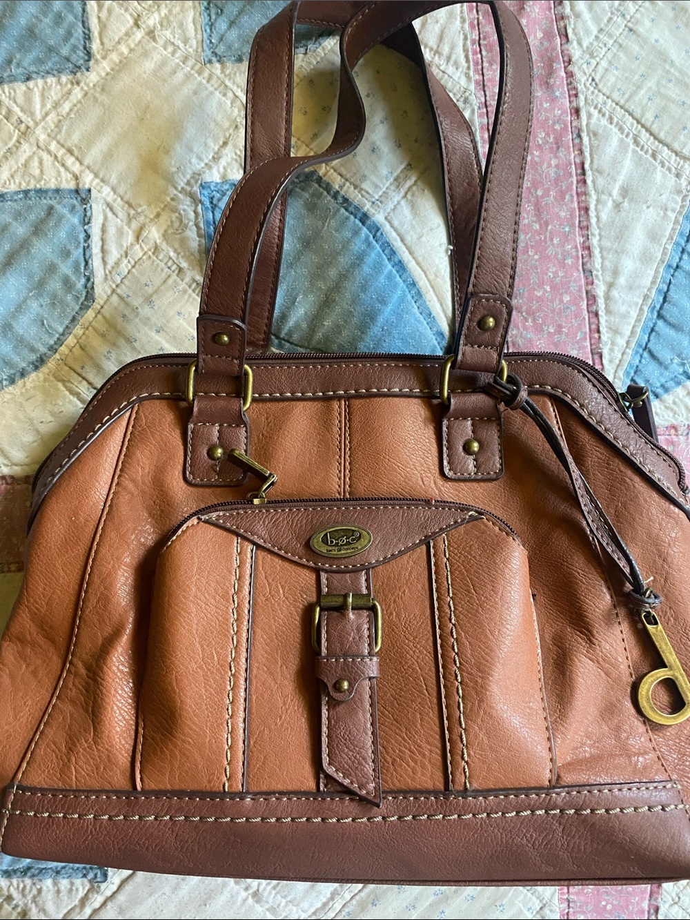 Vintage-Inspired Two-Tone Tan & Brown Shoulder Bag